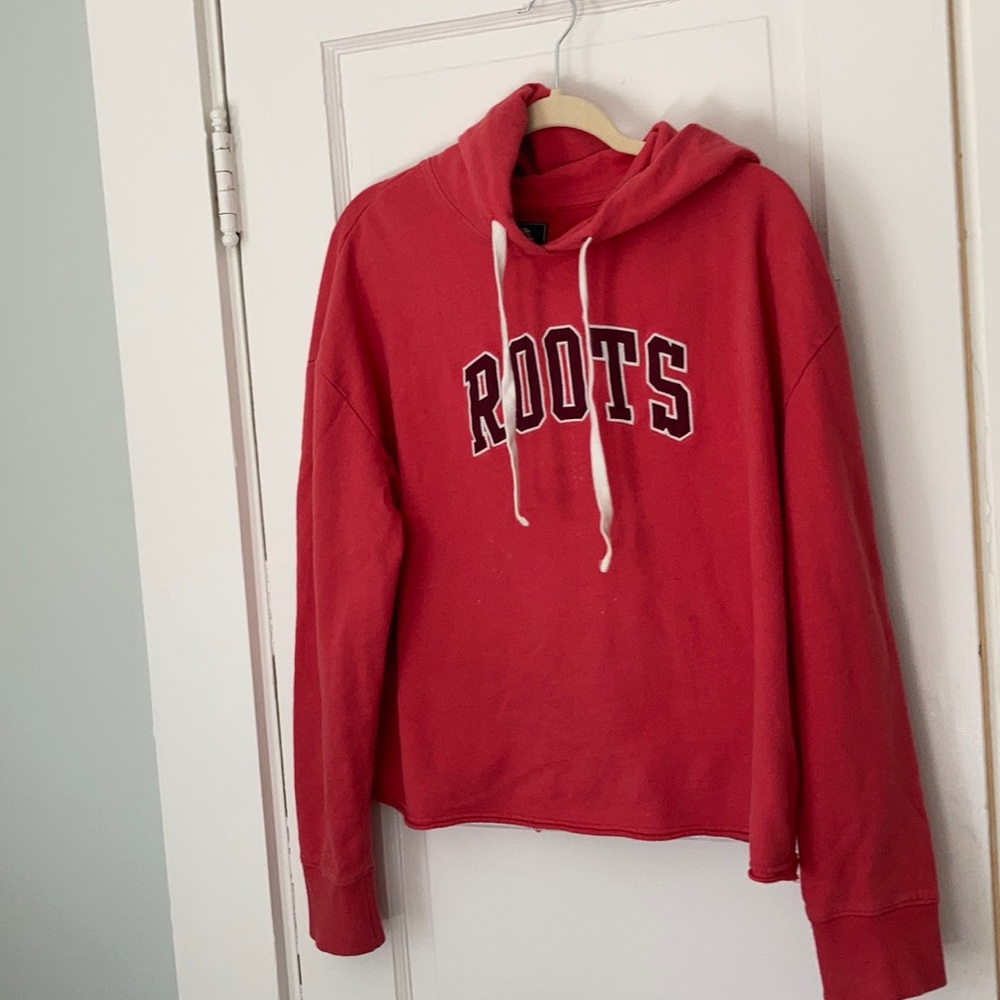 roots sweatshirt